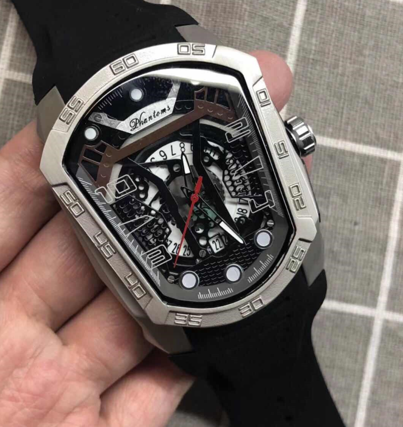 Men's Leather Quartz Watch with Adjustable Strap