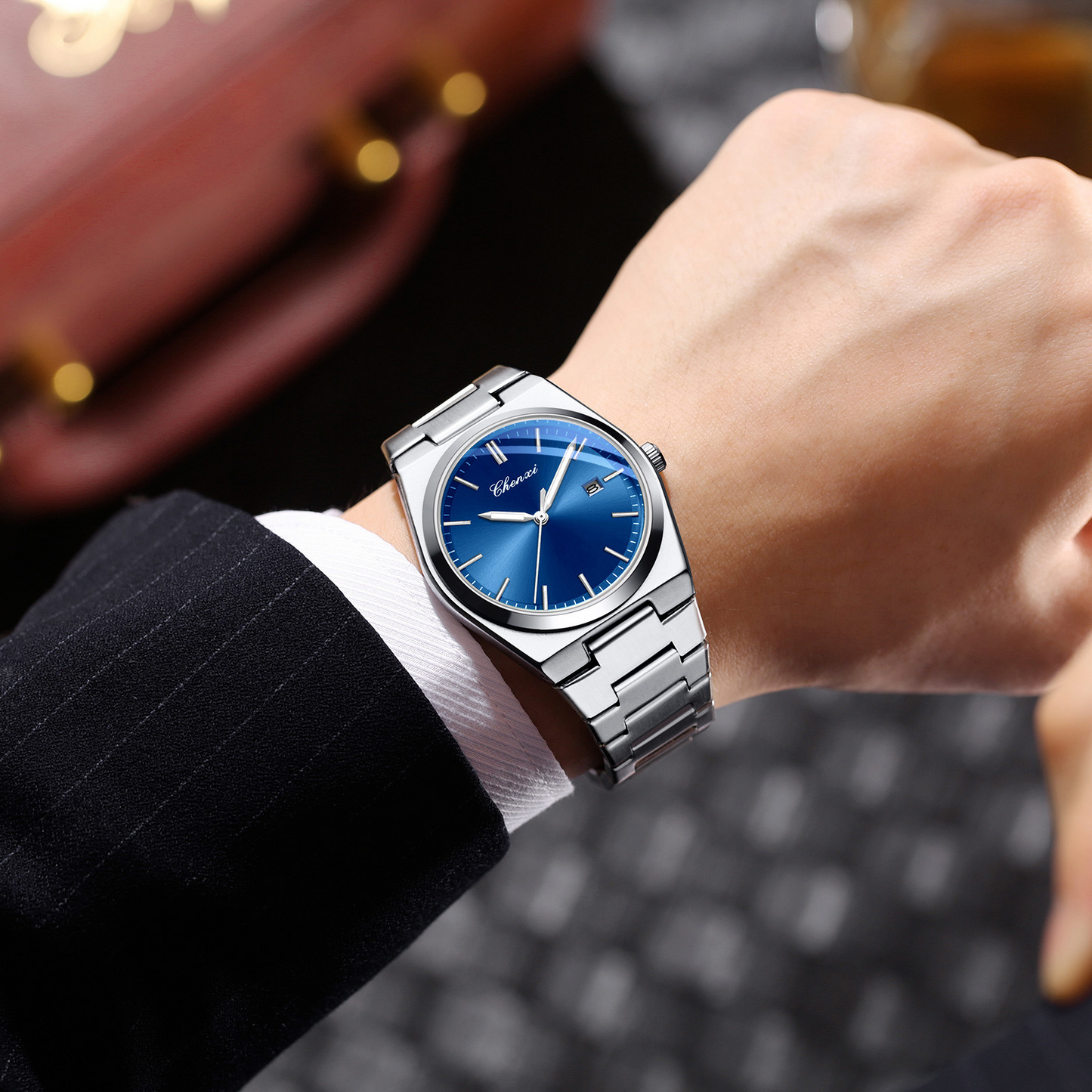 Men's Quartz Watch with Luminous Calendar & Waterproof Stainless Steel Band