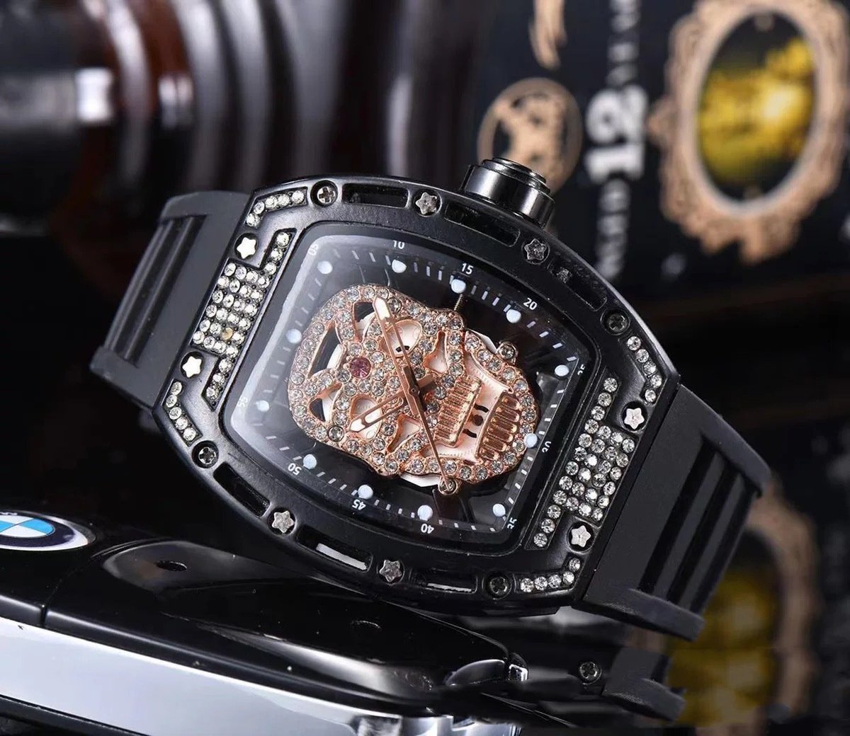 Fashion Tonneau Hollow Men's Silicone Quartz Watch