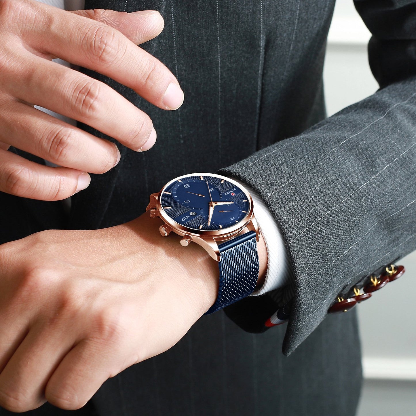 Waterproof Quartz Men's Calendar Watch Maker