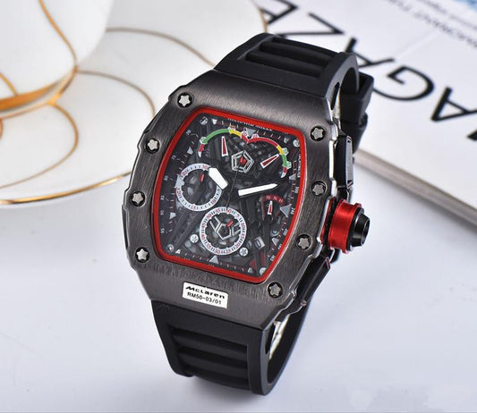 Quartz Men's Watch with Silicone Band (European Style)