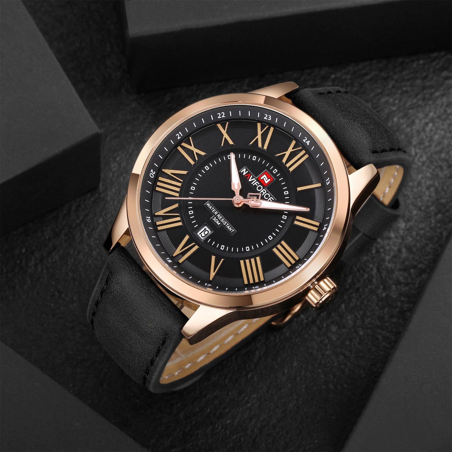 NAVIFORCE 9126 Men's Quartz Watch with Leather Strap