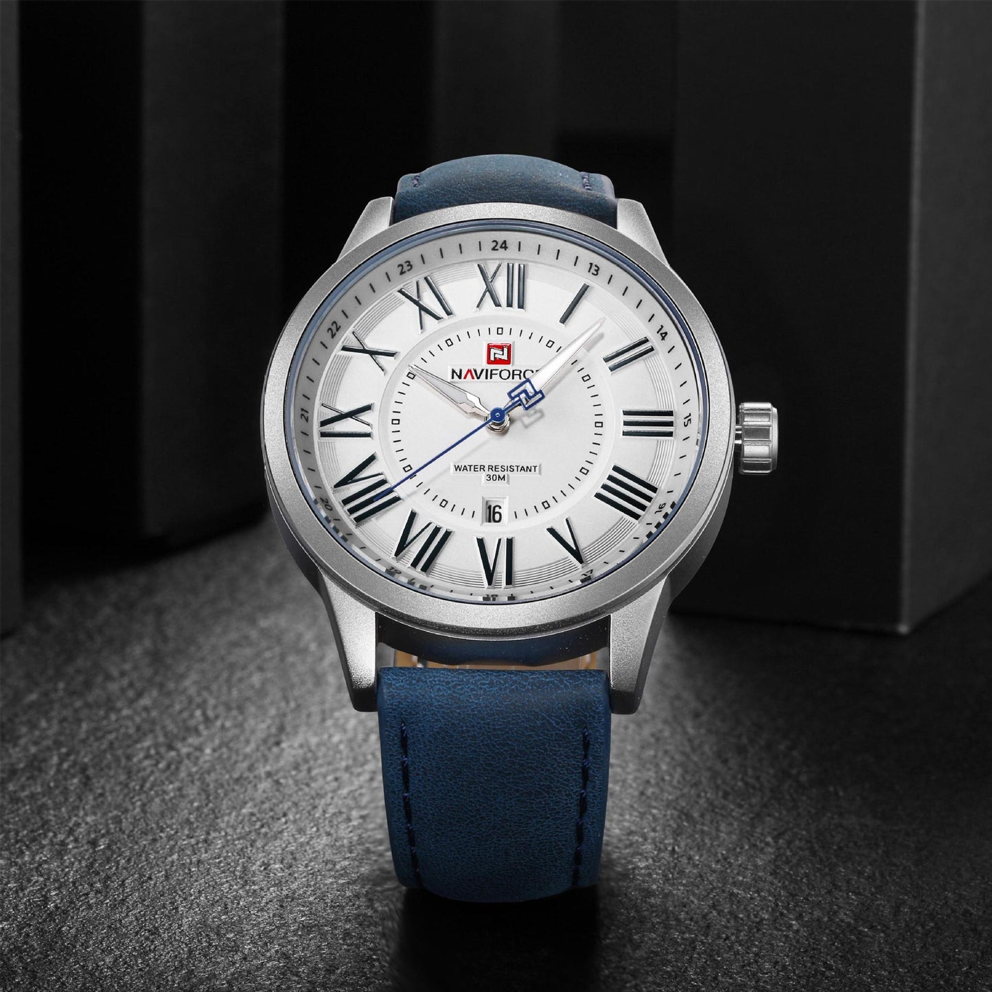 NAVIFORCE 9126 Men's Quartz Watch with Leather Strap