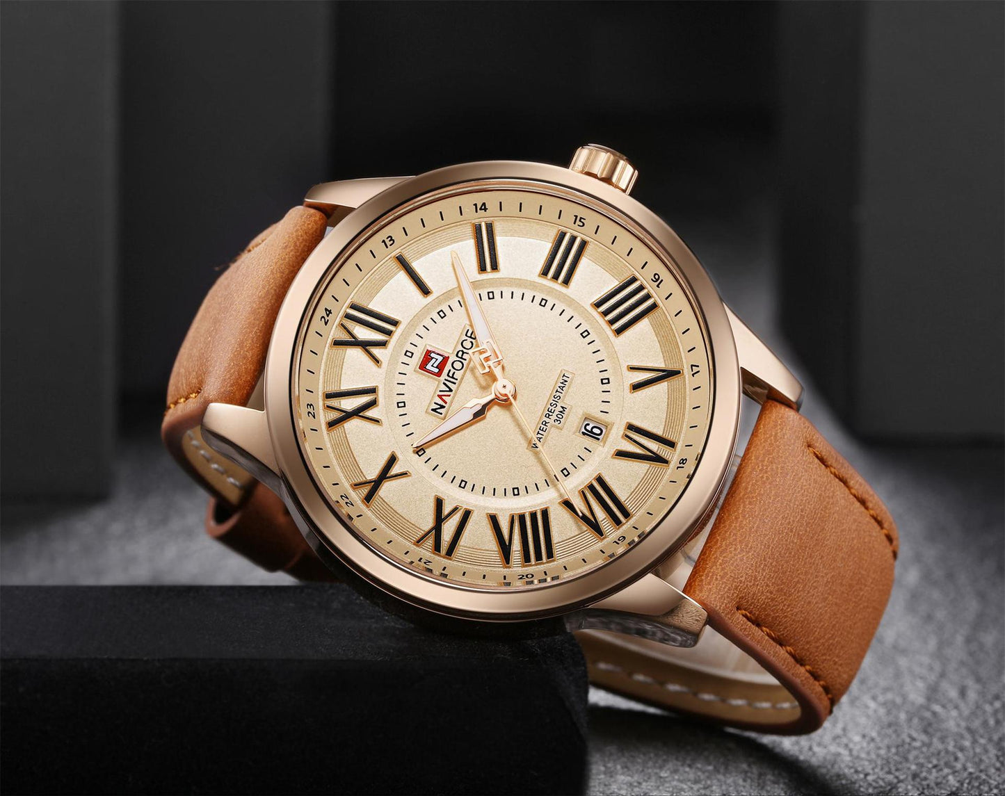 NAVIFORCE 9126 Men's Quartz Watch with Leather Strap