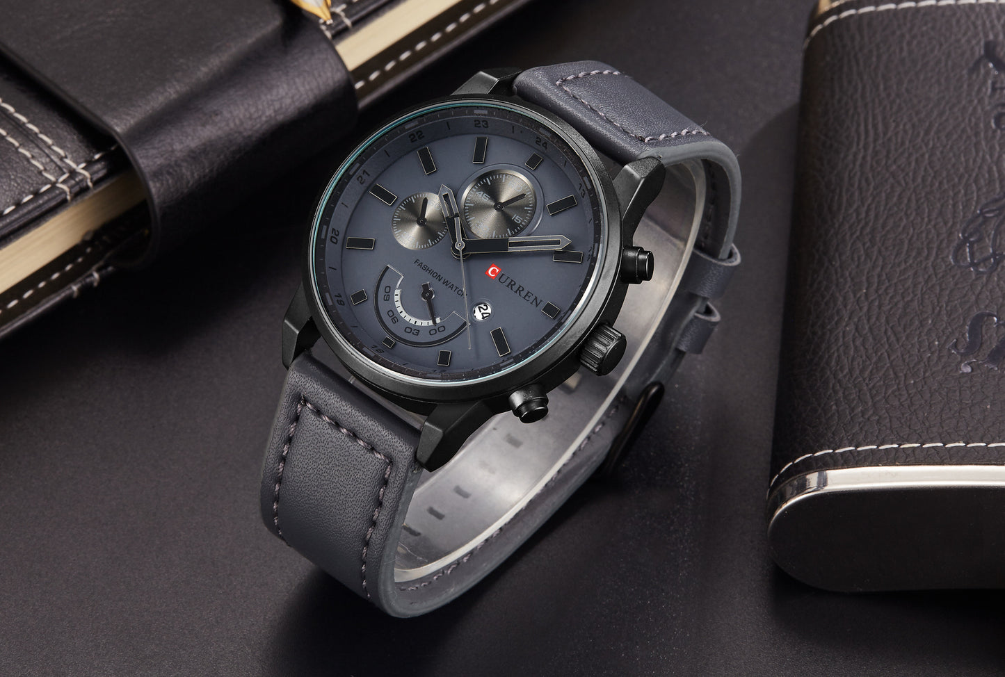 CURREN 8217 Casual Men's Leather Quartz Watch