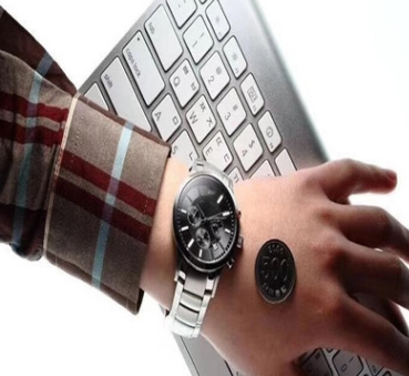 Men's Quartz Three-Eye Watch with Steel Strap